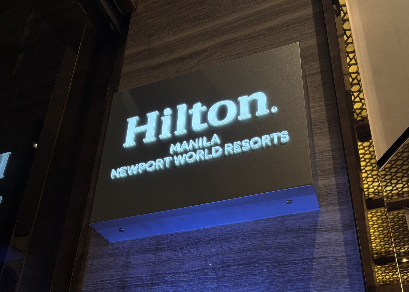 Hilton Manila, Newport World